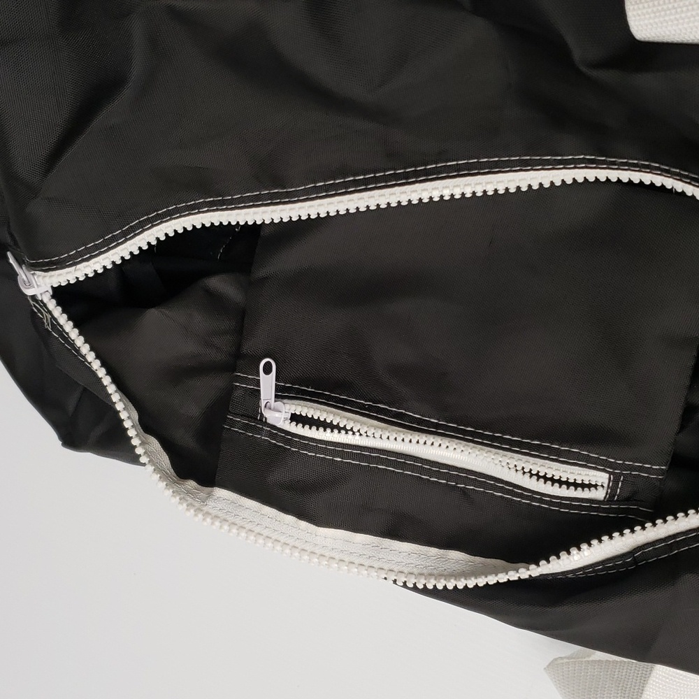 Duffle Bag - Picture 4 of 7